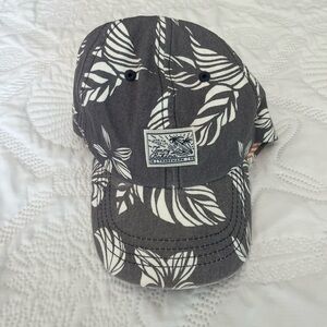 Tommy Bahama Woman’s Gray and White Leaf Print Cap